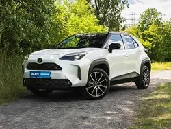 Biały Używany 2022 Toyota Yaris Cross SUV | 111 999 zł (Dość drogi)