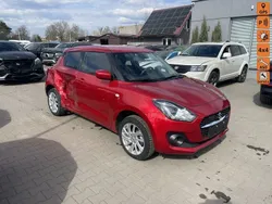 Czerwony (metalik) Używany 2024 Suzuki Swift Hatchback | 33 900 zł