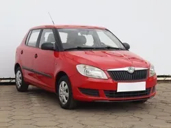Czerwony Używany 2010 Skoda Fabia Hatchback | 12 499 zł (Super Cena)