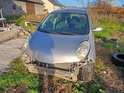 Srebrny Używany 2005 Nissan Micra Sedan/Limuzyna | 1200 zł