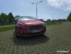 Bordowy Używany 2020 Ford Mondeo Hatchback | 69 900 zł (Uczciwa cena)