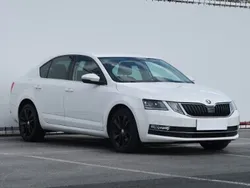 Biały Używany 2017 Skoda Octavia Hatchback | 51 999 zł (Uczciwa cena)