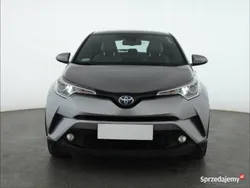 Srebrny Używany 2016 Toyota C-HR SUV | 65 999 zł (Uczciwa cena)