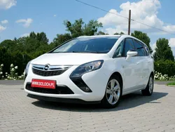 Biały Używany 2015 Opel Zafira Minivan | 37 900 zł