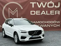 Biały (metalik) Używany 2020 Volvo XC60 SUV | 154 800 zł (Uczciwa cena)