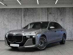 Szary oxide metalizowany Używany 2025 BMW 740 Comfort Edition Sedan/Limuzyna | 685 000 zł
