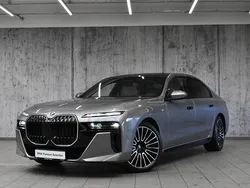 Szary oxide metalizowany Używany 2025 BMW 740 Comfort Edition Sedan/Limuzyna | 685 000 zł