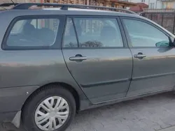 Beżowy Używany 2003 Toyota Corolla Kombi | 3500 zł (Dobra cena)