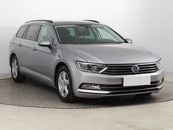 Srebrny Używany 2017 VW Passat Kombi | 57 999 zł (Uczciwa cena)