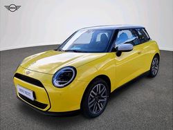 Sunny side yellow Używany 2023 Mini Cooper Hatchback | 127 300 zł