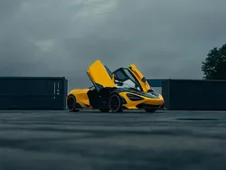 Żółty (metalik) Używany 2018 McLaren 720S Coupe | 1 399 780 zł