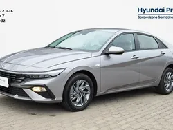 Szary Używany 2024 Hyundai Elantra Sedan/Limuzyna | 103 500 zł (Dość drogi)
