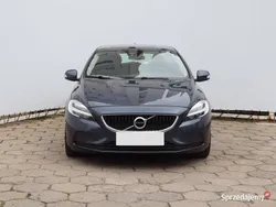 Niebieski Używany 2018 Volvo V40 Kombi | 53 999 zł (Uczciwa cena)