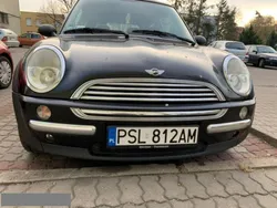 Czarny (metalik, perła) Używany 2004 Mini Cooper Hatchback | 10 800 zł (Uczciwa cena)