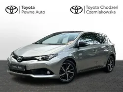 Szary Używany 2017 Toyota Auris Hybrid Comfort Hatchback | 64 900 zł