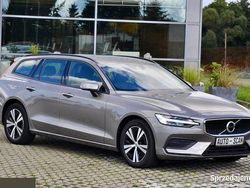 Używany 2021 Volvo V60 Momentum Kombi | 73 900 zł