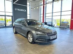 Grafitowy Używany 2021 Skoda Superb Ambition Kombi | 79 900 zł (Uczciwa cena)