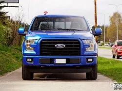 Czarny Używany 2016 Ford F-150 XLT Pickup | 125 000 zł