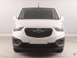 Biały Używany 2021 Opel Combo Minivan | 59 999 zł