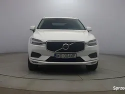 Biały Używany 2020 Volvo XC60 Momentum SUV | 124 850 zł (Dobra cena)