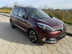 Bordowy Używany 2015 Renault Scénic III Bose Edition Minivan | 34 999 zł (Drogi)