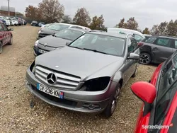 Szary Używany 2008 Mercedes C350 Kombi | 8300 zł