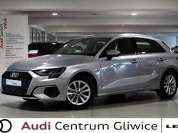 Srebrny Używany 2022 Audi A3 Sportback Hatchback | 123 900 zł (Dobra cena)
