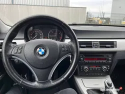 Czarny Używany 2008 BMW 318 Kombi | 15 500 zł (Uczciwa cena)