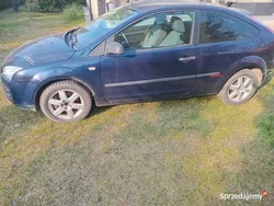 Granatowy Używany 2005 Ford Focus Hatchback | 6500 zł (Uczciwa cena)