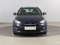 Niebieski Używany 2015 Opel Astra Kombi | 19 999 zł (Dobra cena)