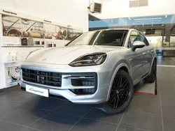 Dolomite silver metallic Nowe 2024 Porsche Cayenne SUV | 644 957 zł (Drogi)