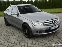 Szary Używany 2009 Mercedes C200 Avantgarde Sedan/Limuzyna | 28 900 zł (Uczciwa cena)