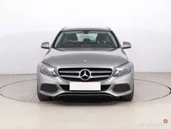 Srebrny Używany 2014 Mercedes C180 Kombi | 53 999 zł (Dobra cena)