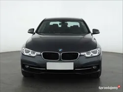 Szary Używany 2018 BMW 318 Sedan/Limuzyna | 68 999 zł (Super Cena)
