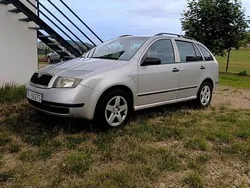 Szary Używany 2004 Skoda Fabia Sedan/Limuzyna | 5000 zł (Uczciwa cena)