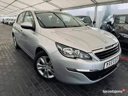 Srebrny Używany 2015 Peugeot 308 Hatchback | 25 700 zł