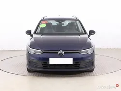 Niebieski Używany 2021 VW Golf VIII Kombi | 62 999 zł (Uczciwa cena)
