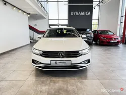 Biały Używany 2020 VW Passat Business Kombi | 83 900 zł (Uczciwa cena)