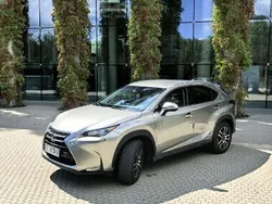 Szary Używany 2017 Lexus NX300h SUV | 99 900 zł