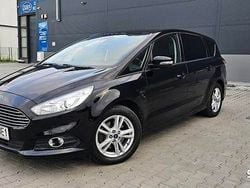 Czarny Używany 2017 Ford S-MAX S Minivan | 46 900 zł (Uczciwa cena)