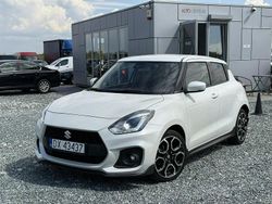 Biały (metalik) Używany 2020 Suzuki Swift Hatchback | 49 900 zł