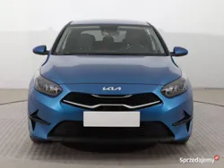 Niebieski Używany 2023 Kia Ceed Hatchback | 79 999 zł (Uczciwa cena)
