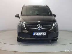Czarny Używany 2023 Mercedes V250 Minivan | 349 850 zł