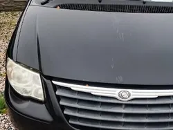Czarny Używany 2006 Chrysler Voyager Minivan | 5900 zł