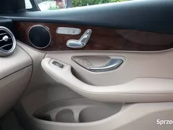 Używany 2018 Mercedes GLC300 | 135 000 zł (Drogi)