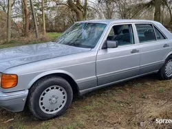 Srebrny Używany 1990 Mercedes 260 Sedan/Limuzyna | 21 500 zł