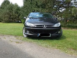 Używany 2004 Peugeot 206 CC Kabriolet | 4500 zł (Uczciwa cena)