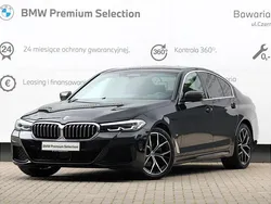 Czarny szafir metalizowany Używany 2022 BMW 520 Sedan/Limuzyna | 179 900 zł