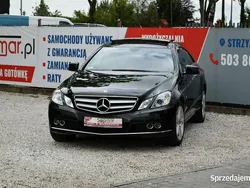 Czarny Używany 2010 Mercedes E250 Coupe | 39 900 zł