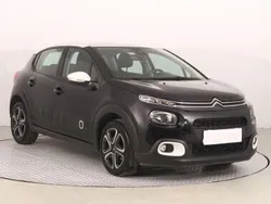 Czarny Używany 2018 Citroën C3 PureTech Hatchback | 39 999 zł (Uczciwa cena)